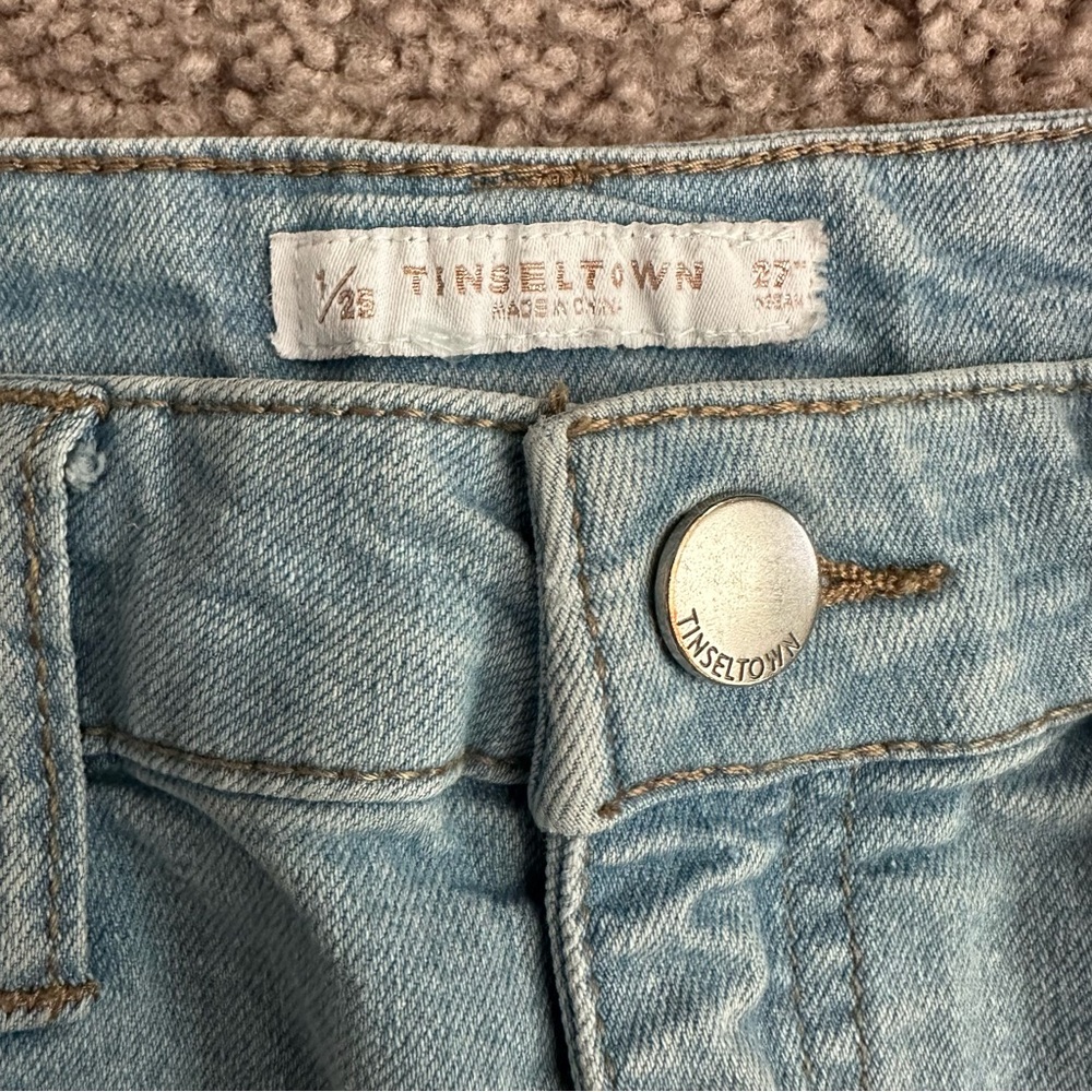 Tinseltown Light Blue Midrise Skinny Jeans Womens Juniors 27 - Picture 11 of 14